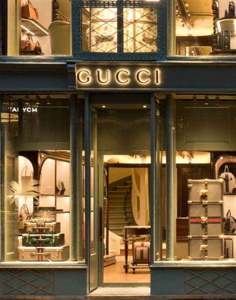 gucci paris store location|gucci paris website.